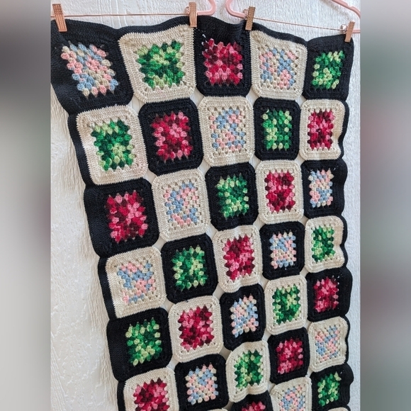Vintage Retro Handmade Crochet Rectangle Throw Granny Square Blanket 52x32" - Picture 2 of 4